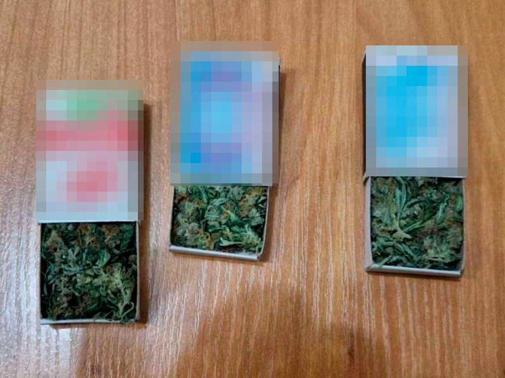 В Сочи задержали местного жителя за хранение марихуаны
