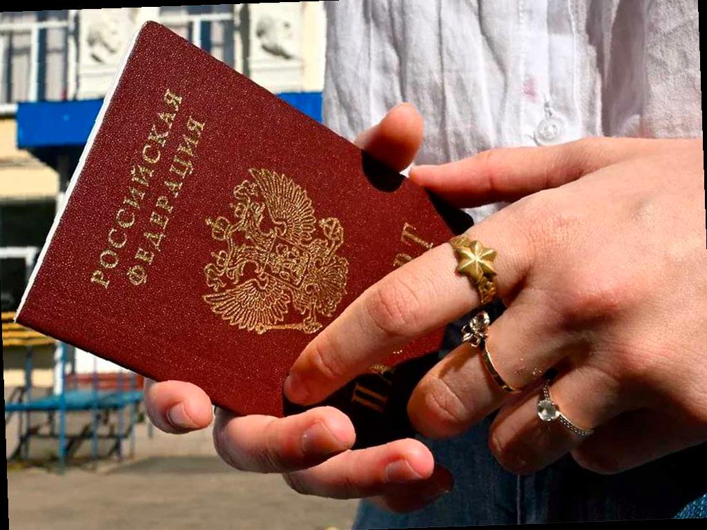 Россия помогает жителям Абхазии и Южной Осетии получить гражданство
