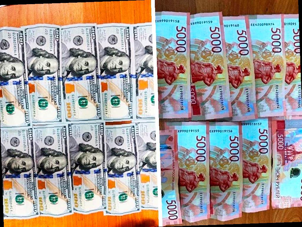 В аэропорту Сочи остановили незаконную перевозку денег