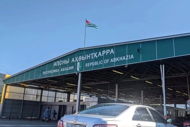 Роспотребнадзор проверил пробы морской воды в Сочи