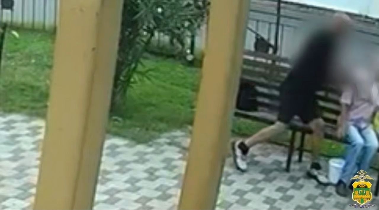 Задержание приезжего за избиение и ограбление знакомого в Сочи